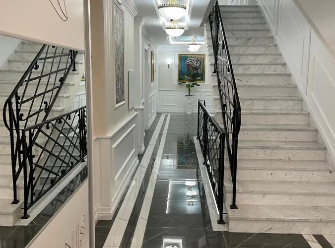 Hills & Ζλάτιμπορ